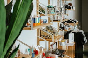 Stratford Cannabis Store - Image 1